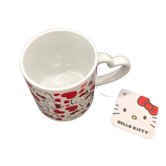 Hello Kitty NWT Heart Handle Mug Coffee Tea Cup For Valentines - Picture 5 of 16